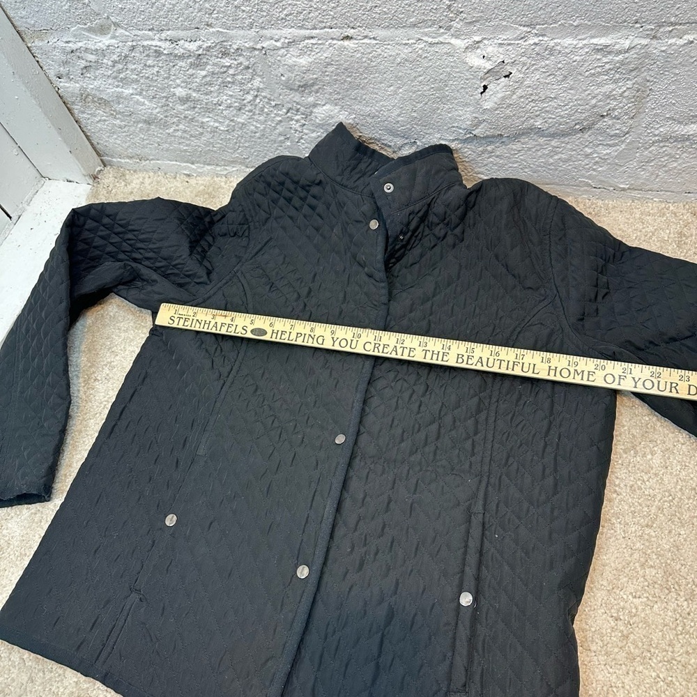 First Issue Liz Claiborne Quilted Black Jacket Women’s Size Large Snap Up - Picture 9 of 11